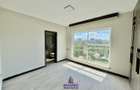 3 Bed Apartment with En Suite at Riverside Dr - 14