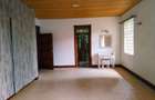 4 Bed Villa with En Suite in Rosslyn - 13