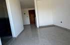 Serviced Studio Apartment with En Suite at Beach Road - 7