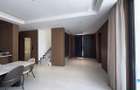 5 Bed Townhouse with En Suite in Lavington - 12