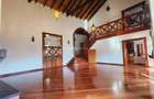 5 Bed Villa with En Suite at Hardy - 5