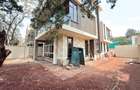 5 Bed Townhouse with En Suite at Lavington - 3