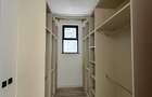 5 Bed Townhouse with En Suite in Lavington - 13