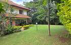 5 Bed House with En Suite at Rossly Park Lone Tree - 1