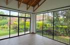 1 Bed House with En Suite in Spring Valley - 16