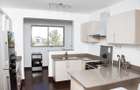 Serviced 2 Bed Apartment with En Suite in Parklands - 5