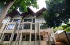 4 Bed House with En Suite at Lavington - 6