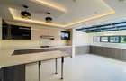5 Bed Villa with En Suite in Spring Valley - 5