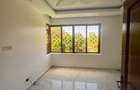 3 Bed Apartment with En Suite at Off Links Road - 14