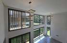 6 Bed Villa with En Suite in Lavington - 14