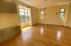 3 Bed Apartment with En Suite in Kilimani - 4