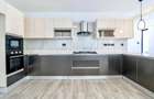 5 Bed Townhouse with En Suite in Lavington - 4