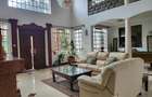 6 Bed House with En Suite in Nyari - 5