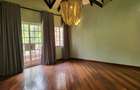 5 Bed Townhouse with En Suite in Rosslyn - 15