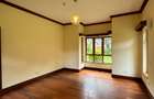 5 Bed Townhouse with En Suite in Kitisuru - 13