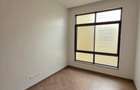 5 Bed Townhouse with En Suite at Lavington Green - 17