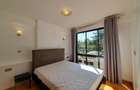 Serviced 2 Bed Apartment with En Suite at Westlands Rd - 14