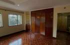 5 Bed Townhouse with En Suite in Lavington - 7