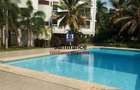 Serviced 4 Bed Apartment with En Suite at Links Road - 1
