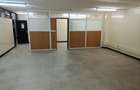 710 ft² Commercial Property with Service Charge Included at Baricho Road - 1