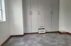 5 Bed House with En Suite in Runda - 11