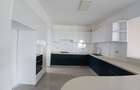 4 Bed Apartment with En Suite at Valley Arcade - 15