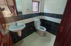 4 Bed Townhouse with En Suite at Near The Westgate - 8