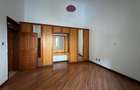 4 Bed Townhouse with En Suite in Westlands Area - 14