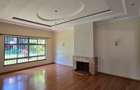 4 Bed Townhouse with En Suite in Runda - 9