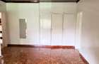 5 Bed House with En Suite in Lavington - 18