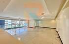 3 Bed Apartment with En Suite in Riverside - 6