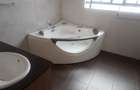 4 Bed Townhouse with En Suite at Lavington - 18