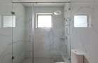 4 Bed House with En Suite in Nyari - 12