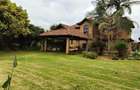 4 Bed House with En Suite in Ridgeways - 15
