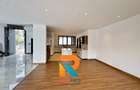 5 Bed Townhouse with En Suite at Off Redhill Road - 3