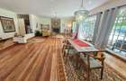 3 Bed House with En Suite in Ridgeways - 9
