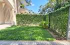 5 Bed House with En Suite in Lavington - 2