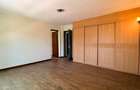 4 Bed Apartment with En Suite in General Mathenge - 15