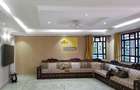6 Bed House with Garden in Kenyatta Road - 2