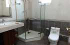 5 Bed House with En Suite in Runda - 13