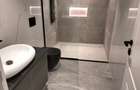 5 Bed Townhouse with En Suite in Lavington - 13