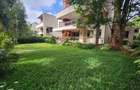 5 Bed Villa with En Suite in Lavington - 14