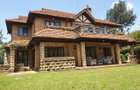 3 Bed House with En Suite in Ridgeways - 1