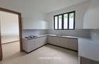 5 Bed House with Garden in Nyari - 13