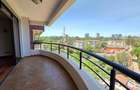 4 Bed Apartment with En Suite at Riverside Drive - 8