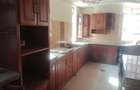 6 Bed House with En Suite in Nyari - 4