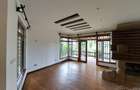 5 Bed House with En Suite at Lake View - 9