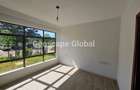 4 Bed Apartment with En Suite in Rosslyn - 11