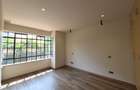 4 Bed House with En Suite at Westlands - 12
