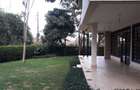 5 Bed Townhouse with En Suite at Lavington - 3